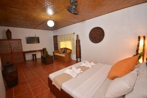 Hibiscus Garden Inn King Bed View