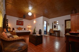 Hibiscus Garden Inn King Overall View