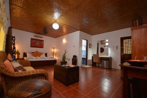 King Room | Hibiscus Garden Inn